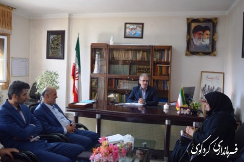  سیده هماعقیلی سرپرست اداره آموزش و پروش شهرستان؛دردیداربا جمالی فرماندار کردکوی 
