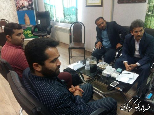 نشست مشترک باحضور جمالی فرماندار، بخشدار مرکزی, اعضای شورای اسلامی و دهیار روستای نامن