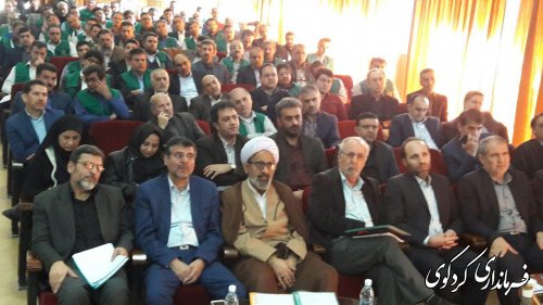 در دوسال گذشته بیش از ده هزار نفر از فارغ التحصلان رشته های گوناگون کشاورزی برای پهنه بندی اراضی کشاورزی و ارتقای سطح تحقیقات بکار گیری شدند