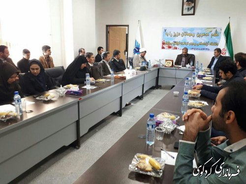  گرامیداشت هفته وحدت باموضوع"وحدت اسلامی ازنظریه تا عمل" با حضور جمالی فرماندار و سخنرانی دکترسید زهیرالمسیلینی ازکشور تونس 