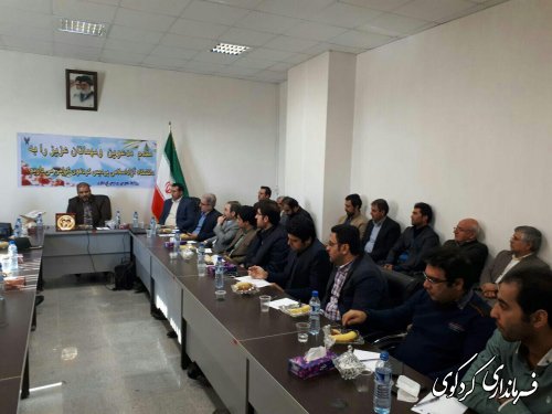  گرامیداشت هفته وحدت باموضوع"وحدت اسلامی ازنظریه تا عمل" با حضور جمالی فرماندار و سخنرانی دکترسید زهیرالمسیلینی ازکشور تونس 