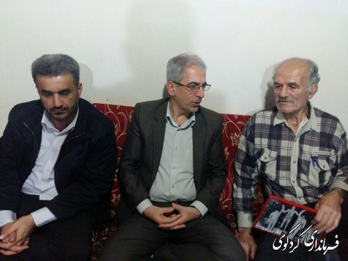 دیدار فرماندار و بخشدار مرکزی کردکوی  با قهرمان کشتی ایران