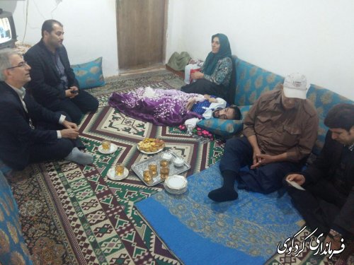  فرماندار کردکوی از خانواده معلولی  دیدارکرد