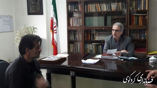 تعدادی از شهروندان با حضور در محل کار جمالی فرماندار کردکوی با وی دیدارکردند.