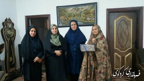مناسبت گرامیداش دهه کرامت و هفته عفاف و حجاب : از دختران شهید . جانباز تقدیرشد