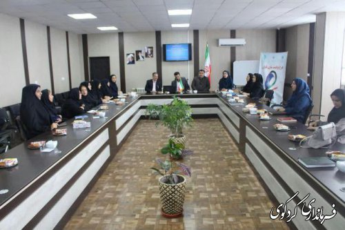 کارگاه آموزشی خودباوری و عزت نفس بانوان ، در کردکوی برگزارشد 