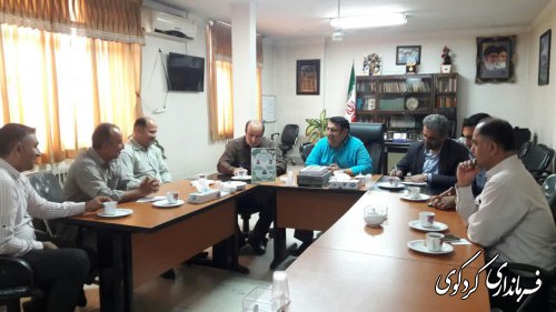  اعضای شورای اسلامی روستای چهارده شهرستان با ابراهیم قدمنان فرماندار کردکوی دیدار و گفتگو کردند.