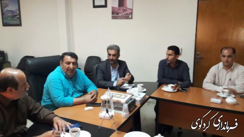  اعضای شورای اسلامی روستای چهارده شهرستان با ابراهیم قدمنان فرماندار کردکوی دیدار و گفتگو کردند.