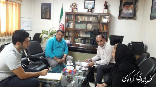 دیدار فرماندار کردکوی با تعدادی از شهروندان در روز ملاقات عمومی