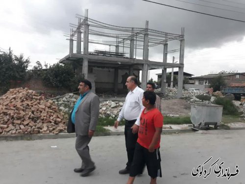 بازدید میدانی ابراهیم قدمنان فرماندار کردکوی از روند ساخت مسکن در روستای سیل زده حاجی آباد دشت