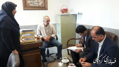 با حضور معاون فرماندار سرزده از اداره ثبت املاک و اسناد شهرستان بازدیدشد