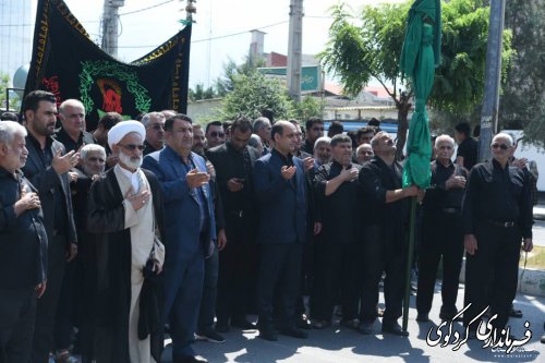 دکتر حق شناس استاندار گلستان در جمع عزاداران حضرت اباعبدالله الحسین علیه السلام شهرستان کردکوی حضور یافت