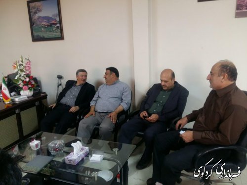 ساماندهی رودخانه ها و مرمت راهها و پلهای ارتباطی استان در اولویت برنامه های استان است‌.