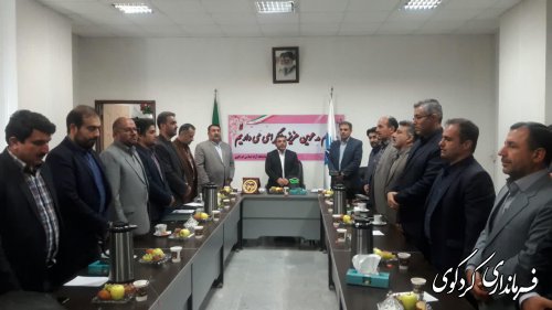 حضور همه گرایش های فکری پایبند به ایران اسلامی برای پویایی بسیج دانشجویی ، استادان ضروریست.