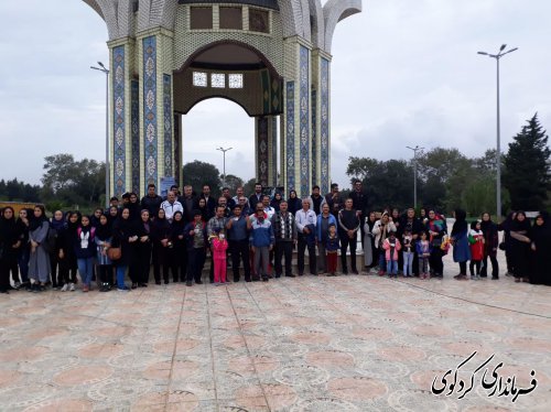 همایش پیاده روی همگانی با حضور اقشار مختلف مردم، ورزشکاران، مسئولان شهرستانی برگزارشد