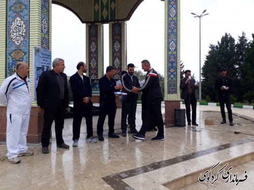 همایش پیاده روی همگانی با حضور اقشار مختلف مردم، ورزشکاران، مسئولان شهرستانی برگزارشد