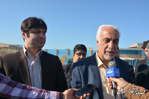 با هزینه کرد بیش از ۴/۲۰۰ میلیارد تومان اعتبار چمن مصنوعی زمین فوتبال ورزشگاه تختی به بهره برداری می رسد.