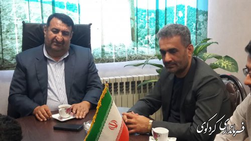همکاری و همدلی بین کارکنان بخشداری با دهیاران  پشتوانه توسعه روستایی است.