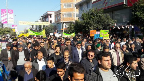 انتقاد و اعتراض را حق مسلم مردم می دانیم ولی آشوبگری و تخریب اموال عمومی را محکوم می کنیم..