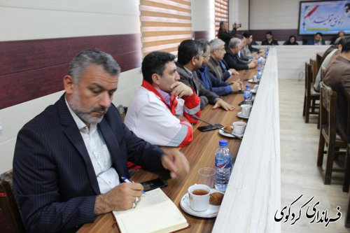 حل برخی از مسائل و مشکلات شهرستان نیازمند توجه و مساعدت مدیران در استان است.
