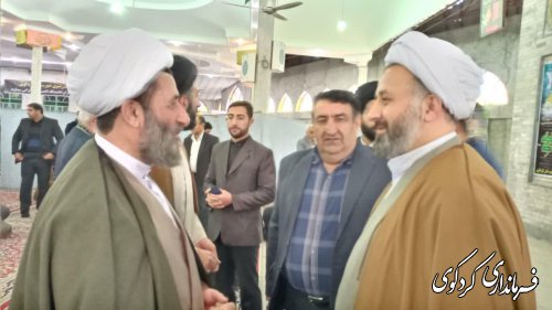 فرماندار شهرستان کردکوی  در نماز عبادی سیاسی جمعه این هفته  در محل مصلی نماز جمعه این شهر حضور یافت. 