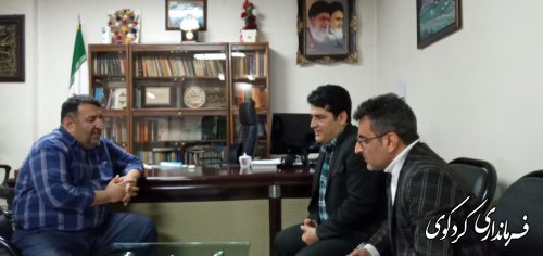 روسای اتحادیه تاکسیرانی و حمل و نقل شهری و انجمن حمل و نقل رانندگان کردکوی با قدمنان فرماندار  دیدار کردند.