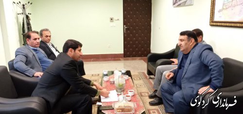 قدمنان فرماندار شهرستان کردکوی در دیدار صبح امروز خود با مهندس میقانی مدیر کل راهداری و حمل و نقل استان قدمنان فرماندار شهرستان کردکوی در دیدار صبح امروز خود با مهندس میقانی مدیر کل راهداری و حمل و نقل استان