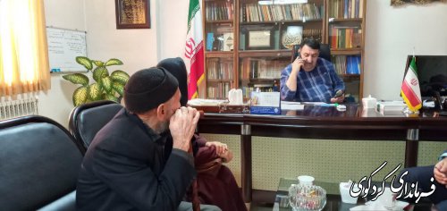 تعدادی از شهروندان بصورت جداگانه با ابراهیم قدمنان فرماندار کردکوی دیدار و گفتگو کردند