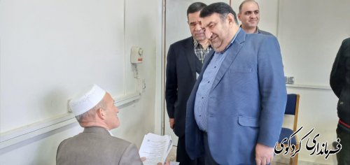 بازدید از آزمون دهیاران غرب استان در راستای ارتقای سطح کیفی مدیریت روستایی