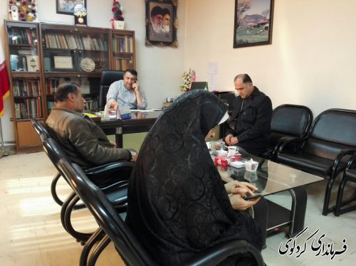دیدار فرماندار کردکوی با تعدادی از شهروندان در روز ملاقات عمومی