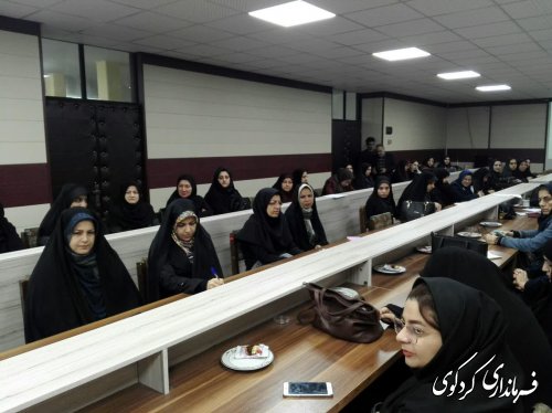 پیشرفت و عزت انقلاب مدیون حضور فعال بانوان است
