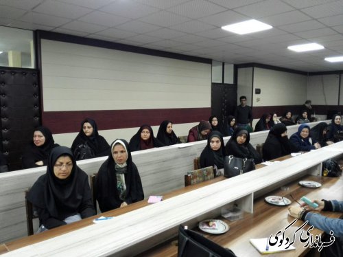 پیشرفت و عزت انقلاب مدیون حضور فعال بانوان است