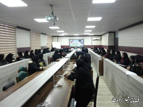 پیشرفت و عزت انقلاب مدیون حضور فعال بانوان است