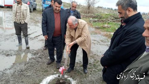 آئین  بهره برداری از پروژه های عمرانی و اقتصادی و اشتغالزایی شهرستان کردکوی برگزارشد