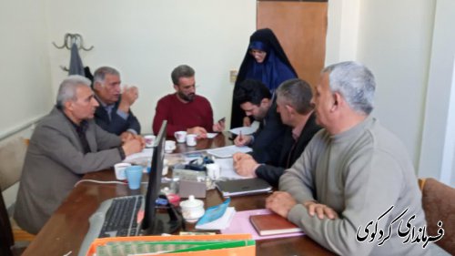 نشست  مشترک اعضای هیات اجرایی انتخابات کردکوی در راستای بررسی نهایی تجهیزات و امکانات رای گیری برگزار شد