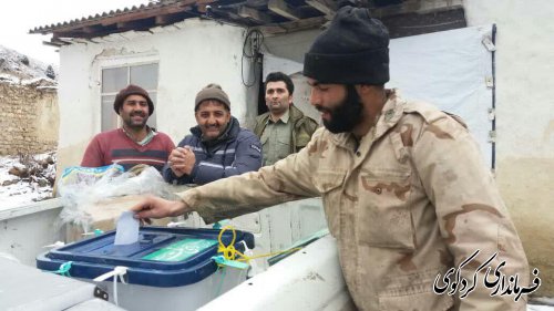 حضور مردم روستای چمن ساور از توابع بخش مرکزی شهرستان کردکوی  در انتخابات