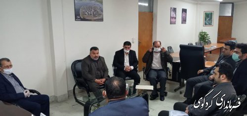 در ساخت و سازها و معماری توجه به نمادهای فرهنگی و تاریخی ایرانی ضروری است. 