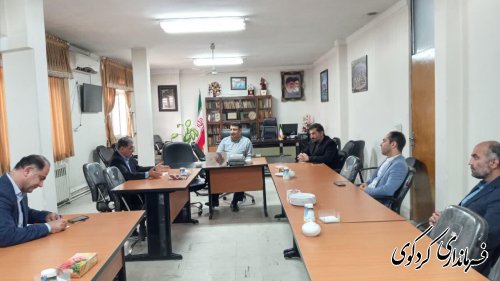 رشد و آبادانی روستاها و کسب رضایت مردم مهمترین وظیفه مجموعه مدیریت شهرستان است.