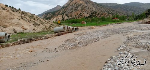 بازدید و پبگیری فرماندارکردکوی از مشکلات روستاهای کوهپایه/ توزیع ۱۰۰ بسته معیشتی به روستاهای کوهپایه 