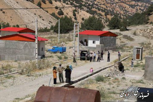بازدید و پبگیری فرماندارکردکوی از مشکلات روستاهای کوهپایه/ توزیع ۱۰۰ بسته معیشتی به روستاهای کوهپایه 
