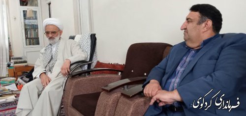 فرماندار در دیدار با ائمه جمعه سابق و فعلی شهرستان کردکوی: خدمت به مردم و جلب رضایت آنان یک وظیفه است.