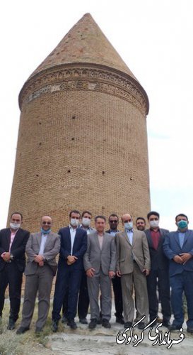 دکتر حق شناس استاندار گلستان از روستاهای کوهستانی شهرستان کردکوی بازدید کرد