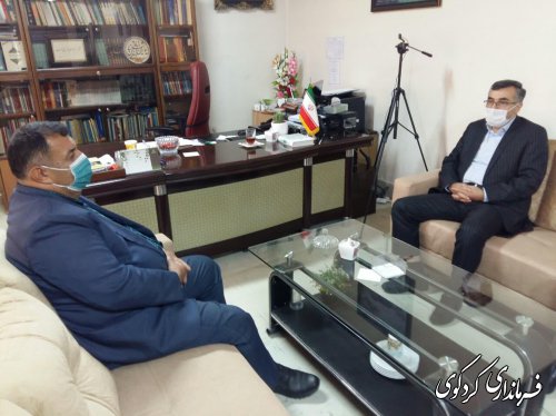 با حضور علی دزگایی مدیر حوزه غرب بانک ملت استان ، با فرماندارکردکوی