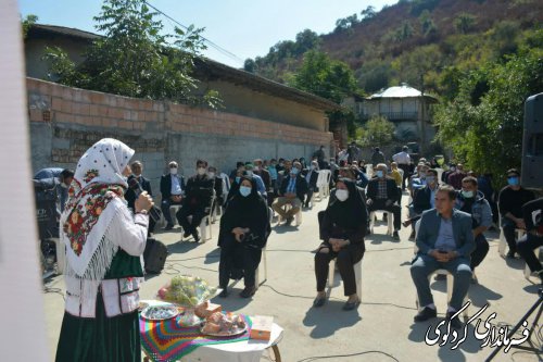  حفظ سنتها و خرده فرهنگهای روستایی یک ضروری است.