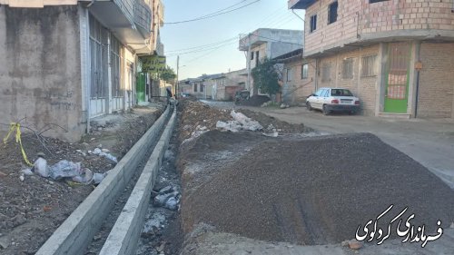  از پروژه های عمرانی و یک خانواده محروم این روستا 