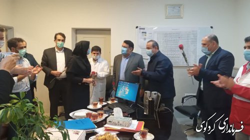 از پرستاران بیمارستان فوق تخصصی جراحی قلب گلستان تجلیل کرد.