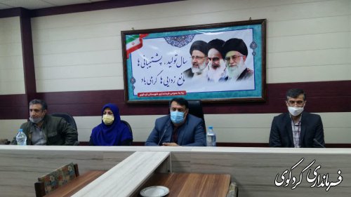 ارتقای سطح فرهنگ و اقصاد افراد جامعه در کاهش میزان قاجاق کالا و ارز موثر است.