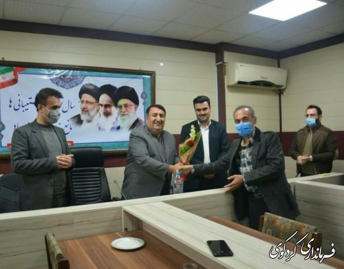 تجلیل احزاب و گروه ها و.....از قدمنان