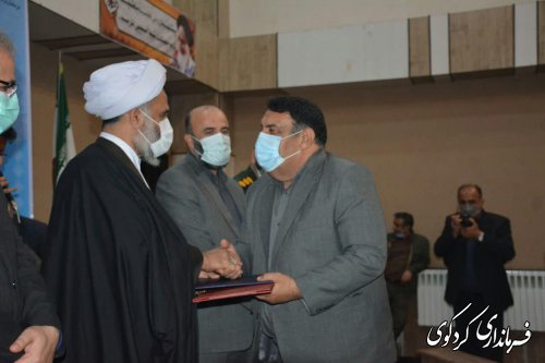 تجلیل احزاب و گروه ها و.....از قدمنان