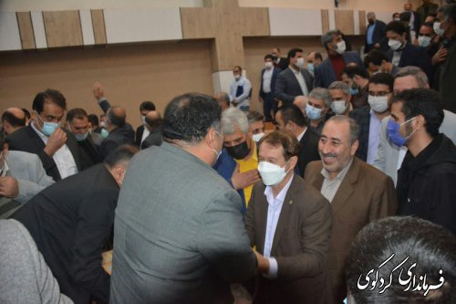 تجلیل احزاب و گروه ها و.....از قدمنان